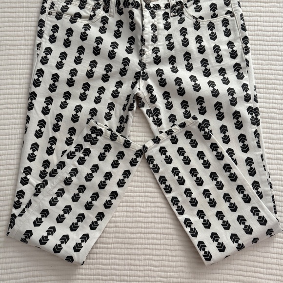 Free People Arrowhead Skinny Jeans in Black and White (Size 28) - Picture 6 of 9